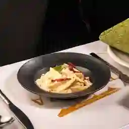 Bucatini Alla Rosso Crema from Terraza Pasta Creations menu