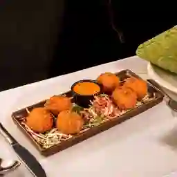 Fried Mac'N'Cheese Balls from Terraza Starters menu