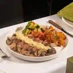 Garlic Butter Steak from Terraza Steak Selections menu